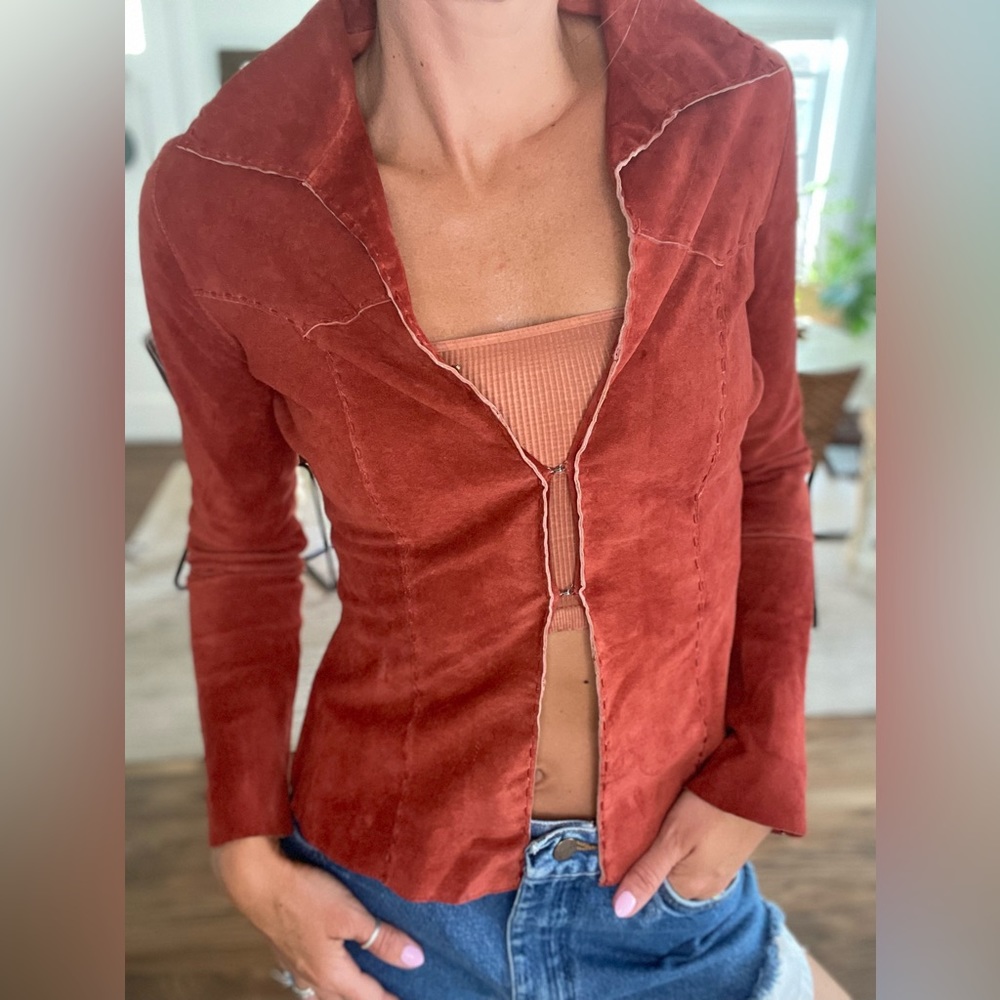 Amazing Y2K vintage genuine suede bellsleeve jacket